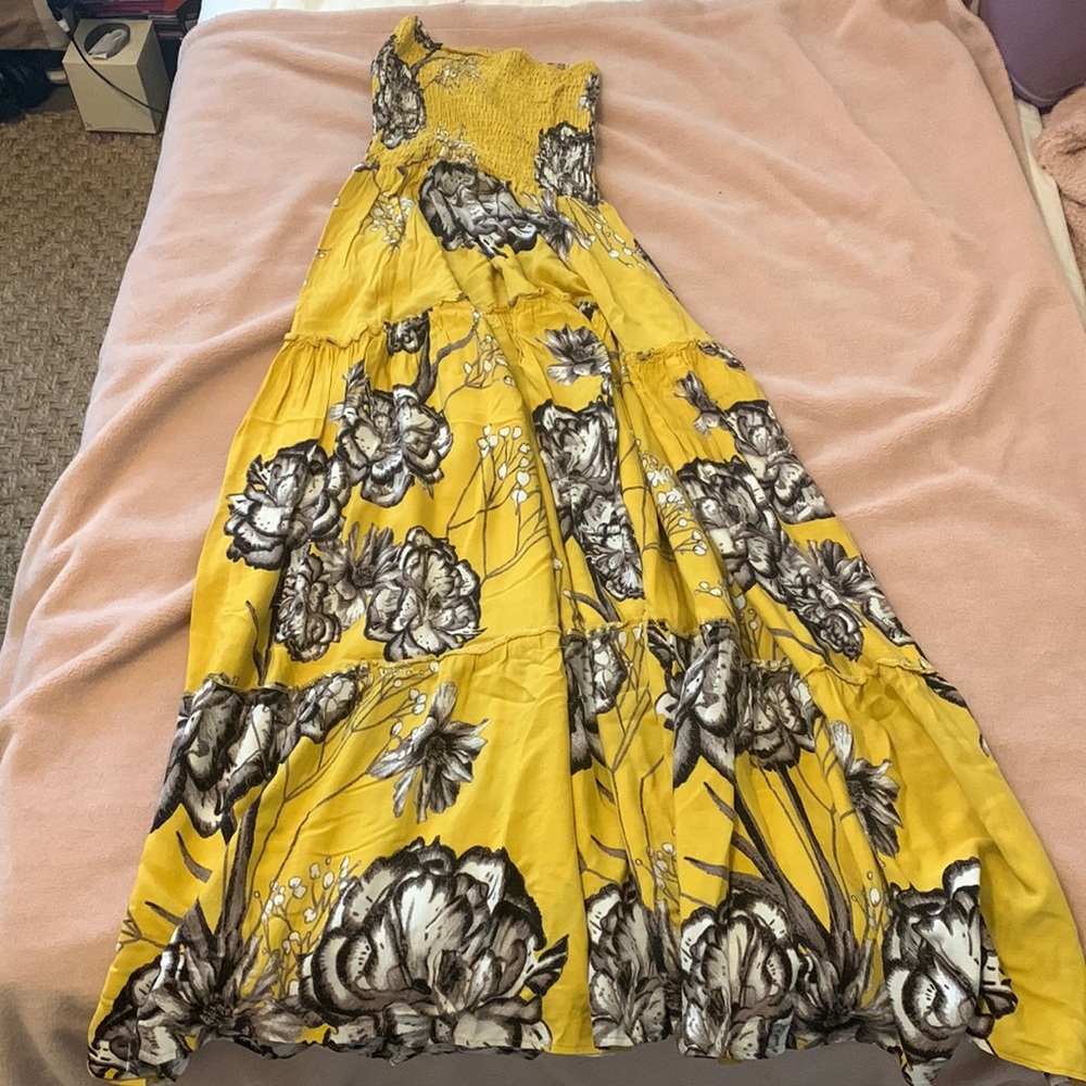 XS Yellow Maxi Floral dress